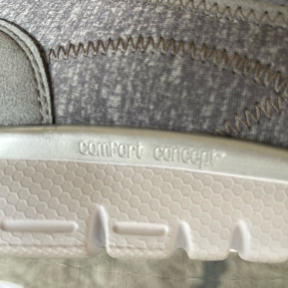 Hotter H92 Cloud Memorise Slip On Sneaker Walking Shoe Cushioned Memory Foam 9 - Picture 8 of 14